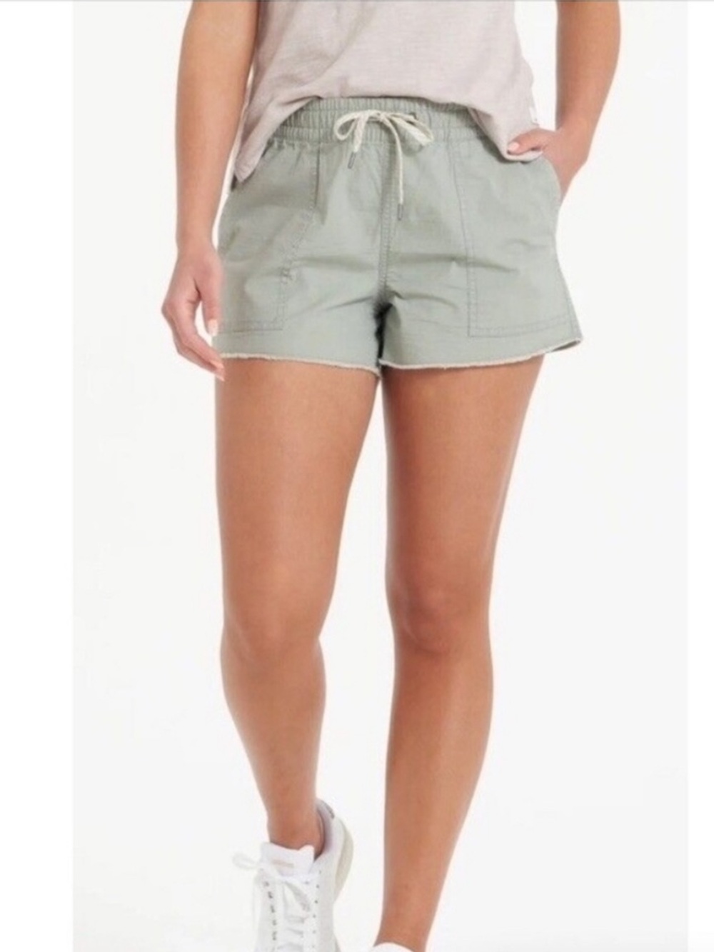Vuori Vintage Ripstop Outdoor Shorts Eucalyptus Green Raw Hem Women’s Size Small